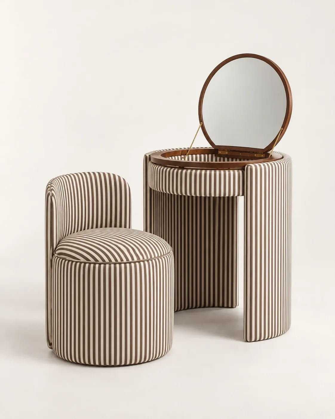 Concept image of The Lune, Cocoa stripe vanity set